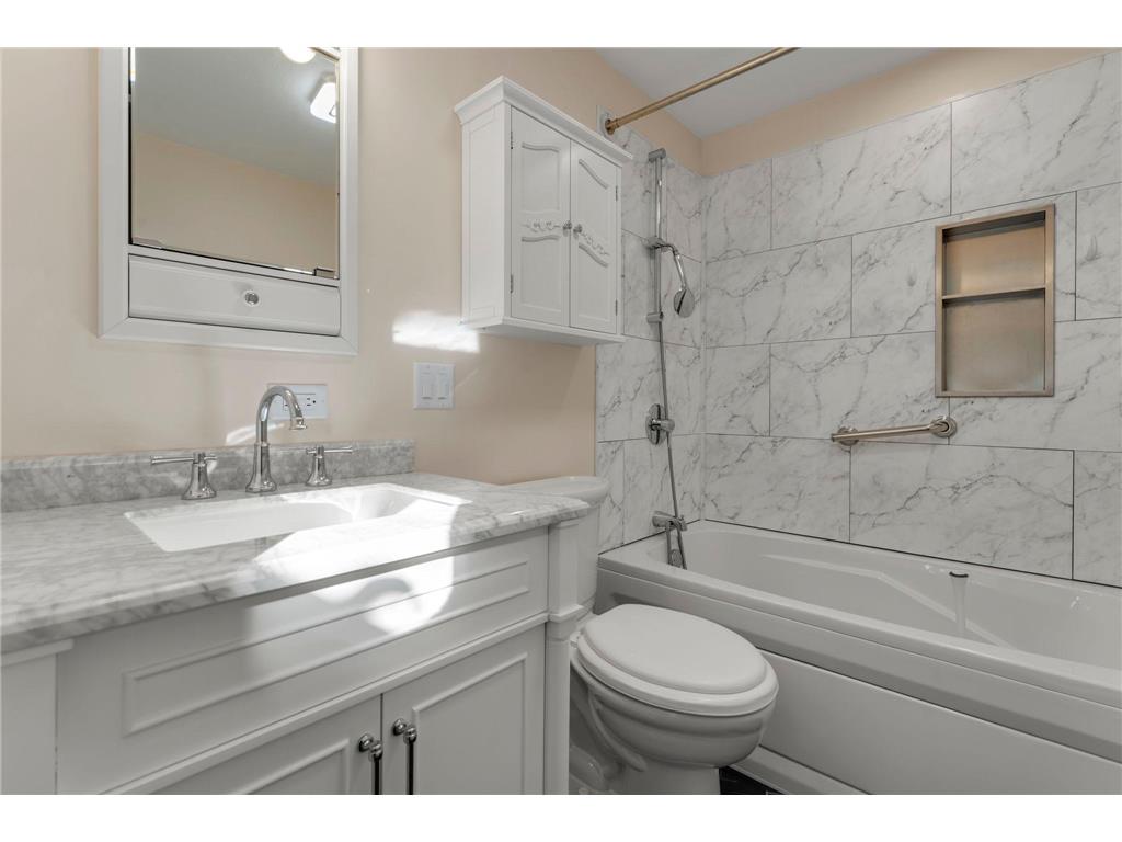 31125 Jamaica Avenue Northfield MN 55057 6794164 image10