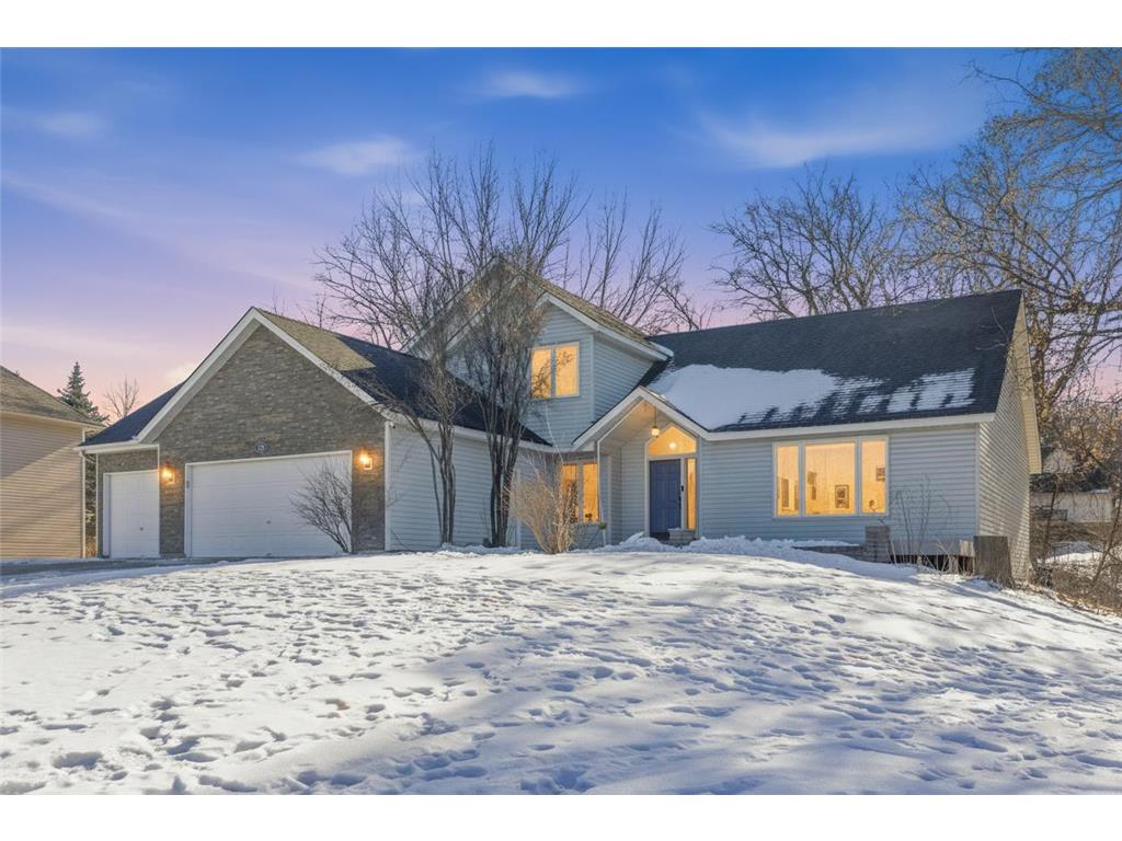 3113 Chandler Court Burnsville MN 55337 7016567 image1