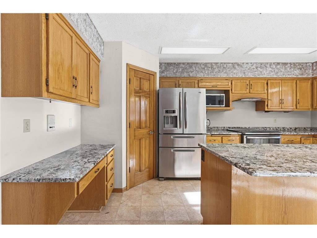 3113 Chandler Court Burnsville MN 55337 7016567 image10