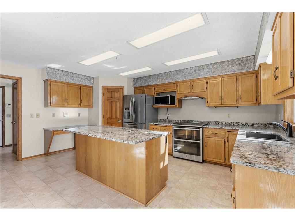 3113 Chandler Court Burnsville MN 55337 7016567 image18