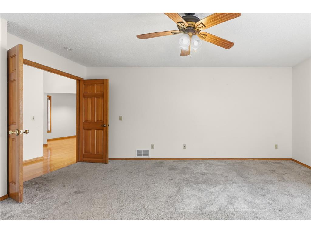 3113 Chandler Court Burnsville MN 55337 7016567 image52