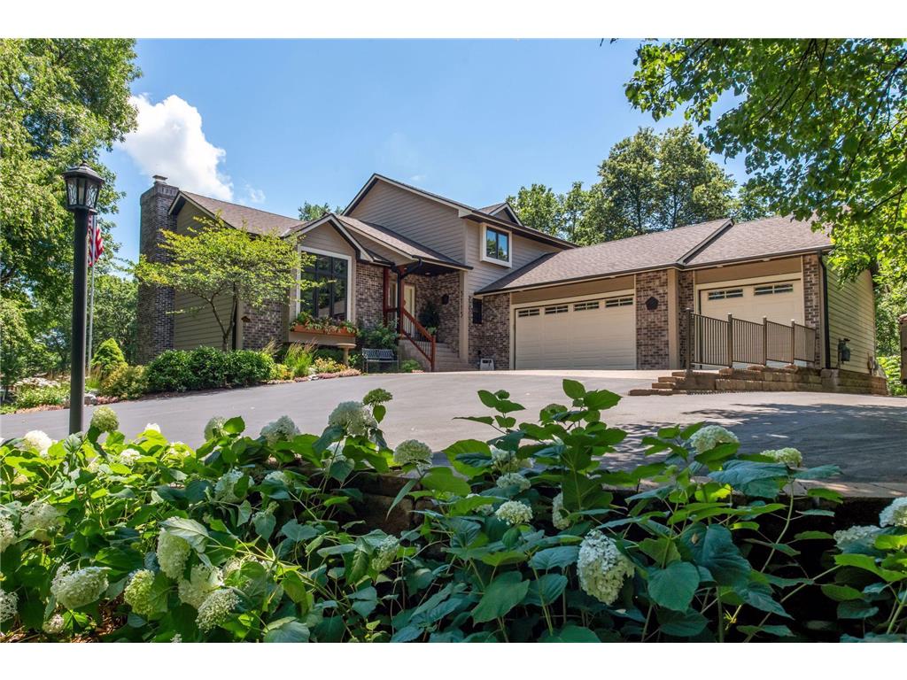 3113 Groveland School Road Minnetonka MN 55391 - Lake Minnetonka 6361148 image1