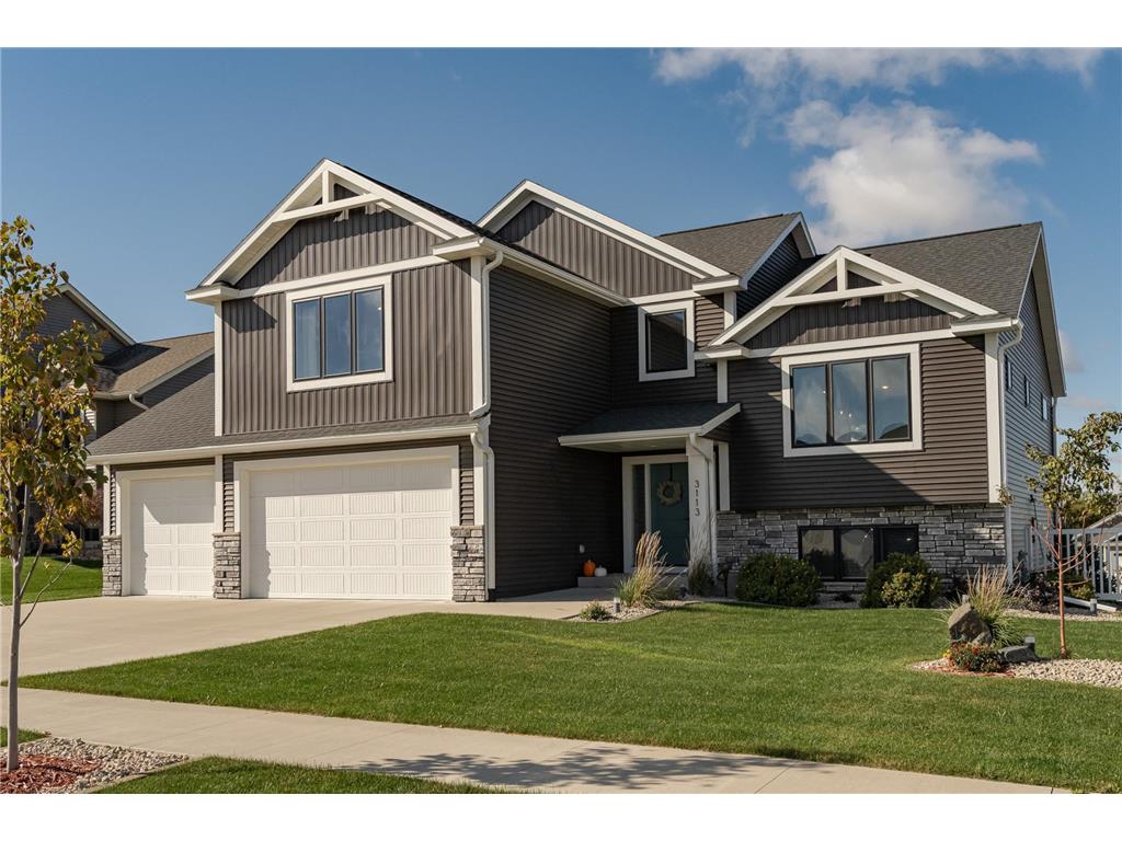 3113 Woodstone Drive SW Rochester MN 55902 6617604 image1