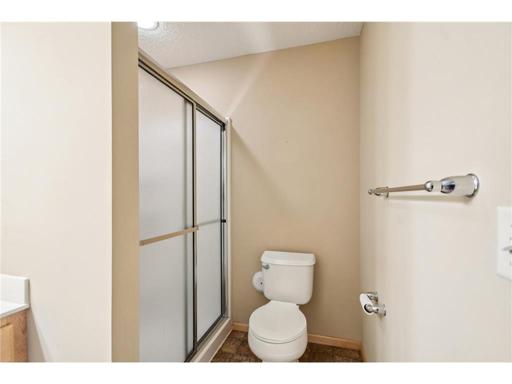 3114 Frontier Drive Woodbury MN 55129 6814071 image29