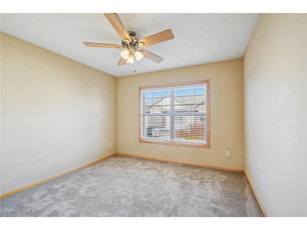 3114 Frontier Drive Woodbury MN 55129 6814071 image30