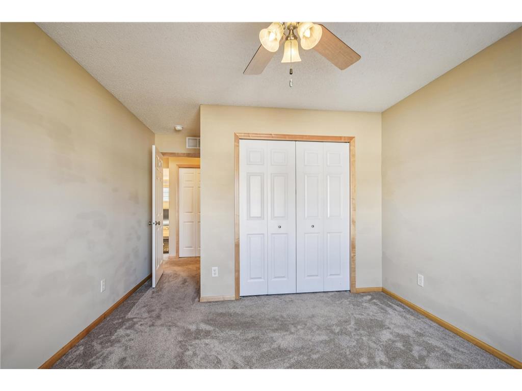 3114 Frontier Drive Woodbury MN 55129 6814071 image31