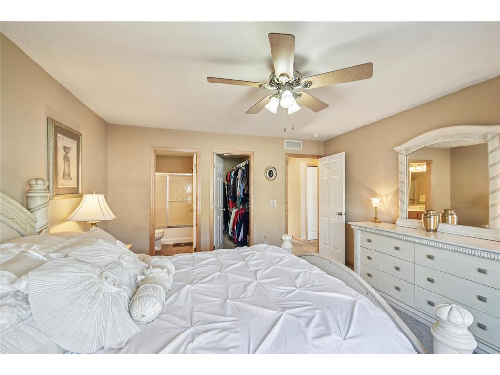 3114 Frontier Drive Woodbury MN 55129 6814071 image39