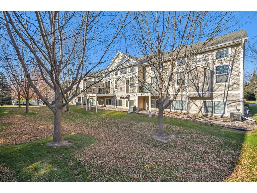 3114 Frontier Drive Woodbury MN 55129 6814071 image47