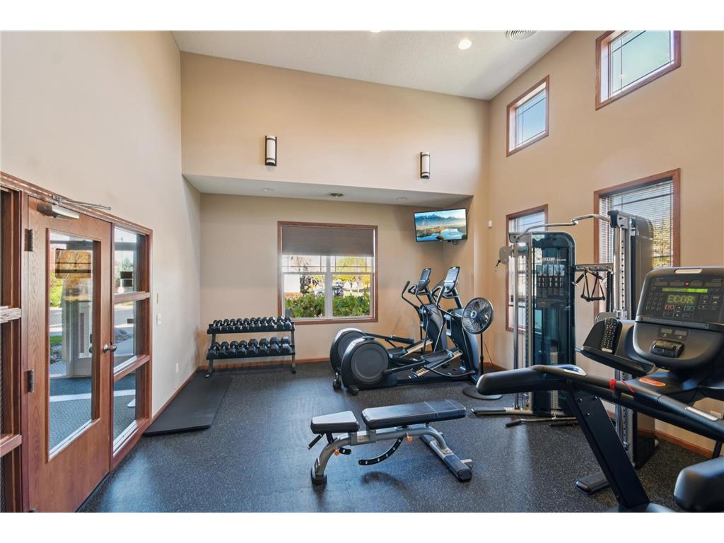 3114 Frontier Drive Woodbury MN 55129 6814071 image51