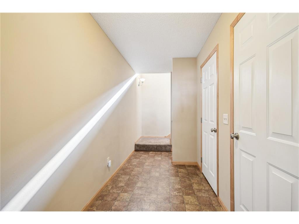 3114 Frontier Drive Woodbury MN 55129 6814071 image8