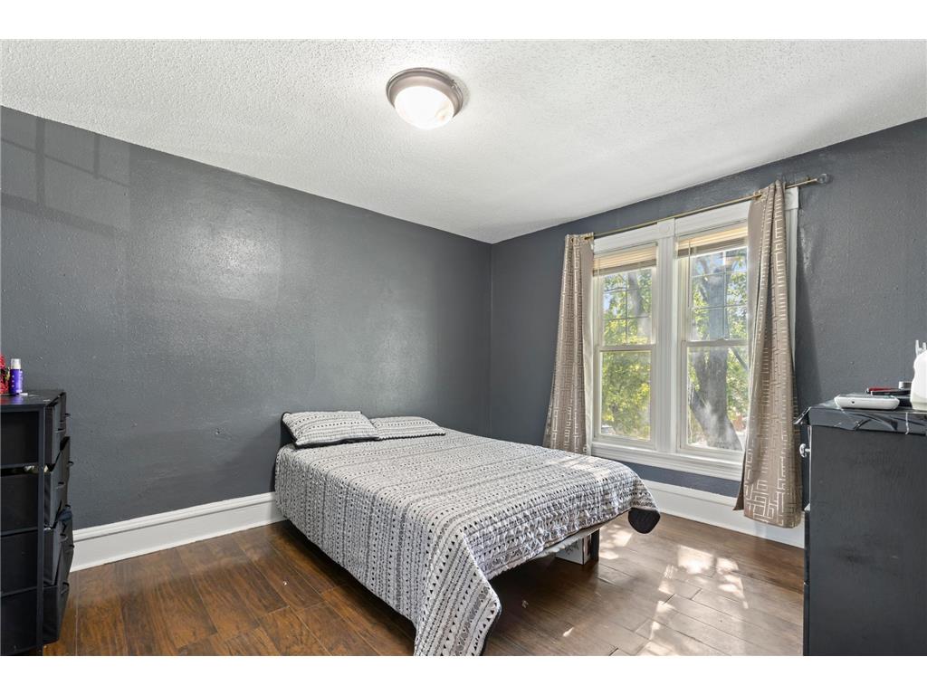 3114 Russell Avenue N Minneapolis MN 55411 6739716 image11