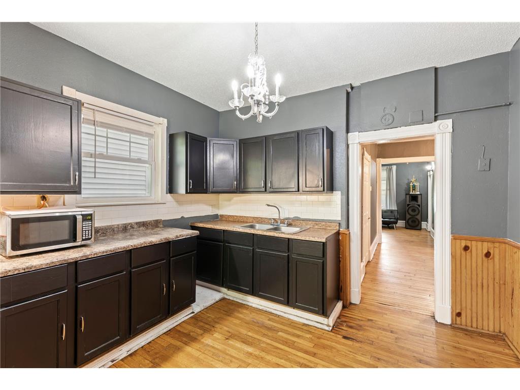 3114 Russell Avenue N Minneapolis MN 55411 6739716 image9