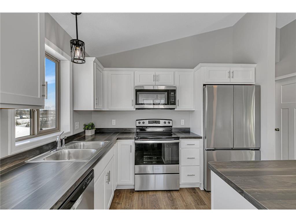 31144 Terra Vista Lane Rockville MN 56301 6788444 image3