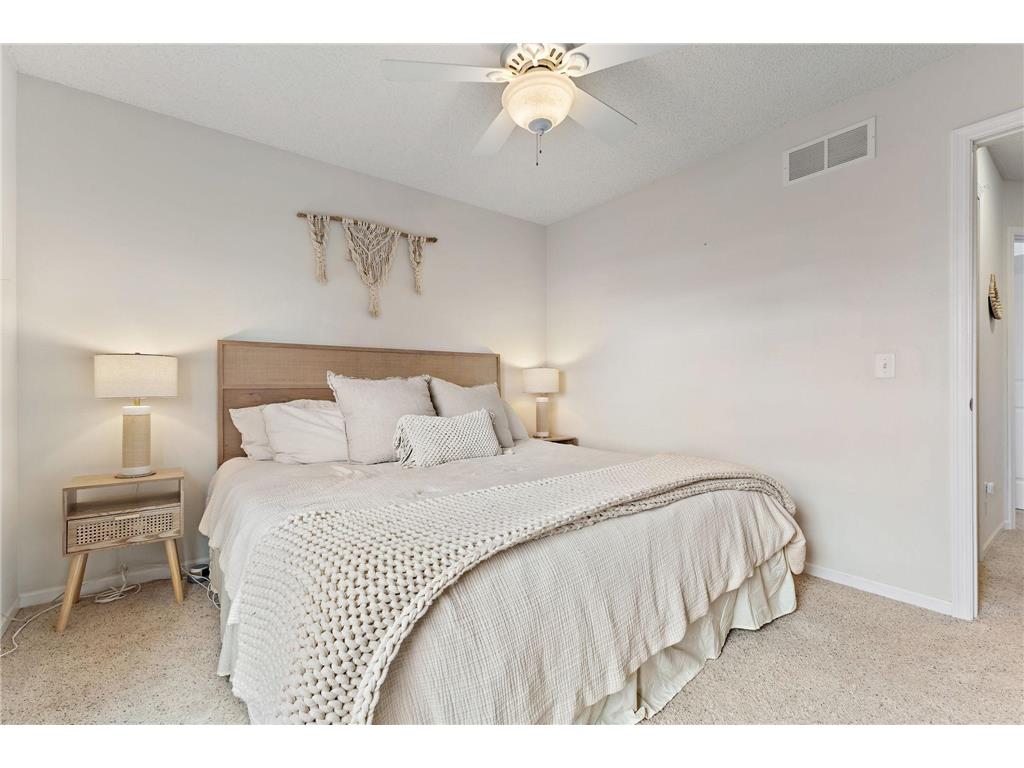 3115 Clover Ridge Drive Chaska MN 55318 7014282 image24