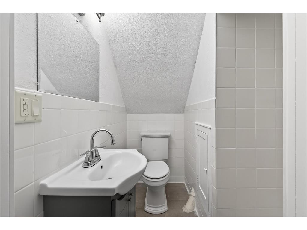 3115 Logan Avenue N Minneapolis MN 55411 7016341 image16