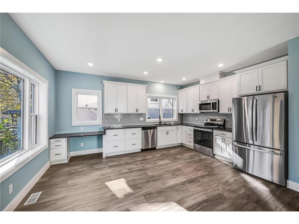 3115 Russell Avenue N Minneapolis MN 55411 7017265 image12