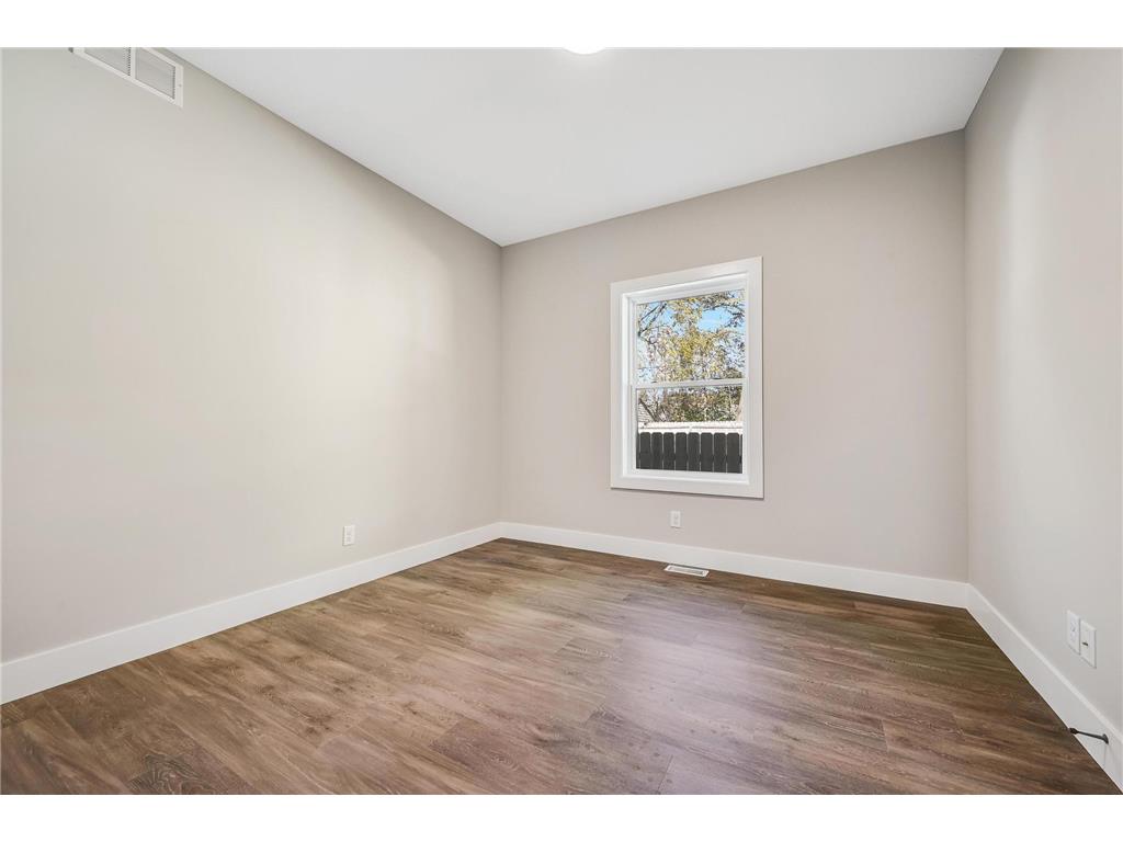 3115 Russell Avenue N Minneapolis MN 55411 7017265 image17