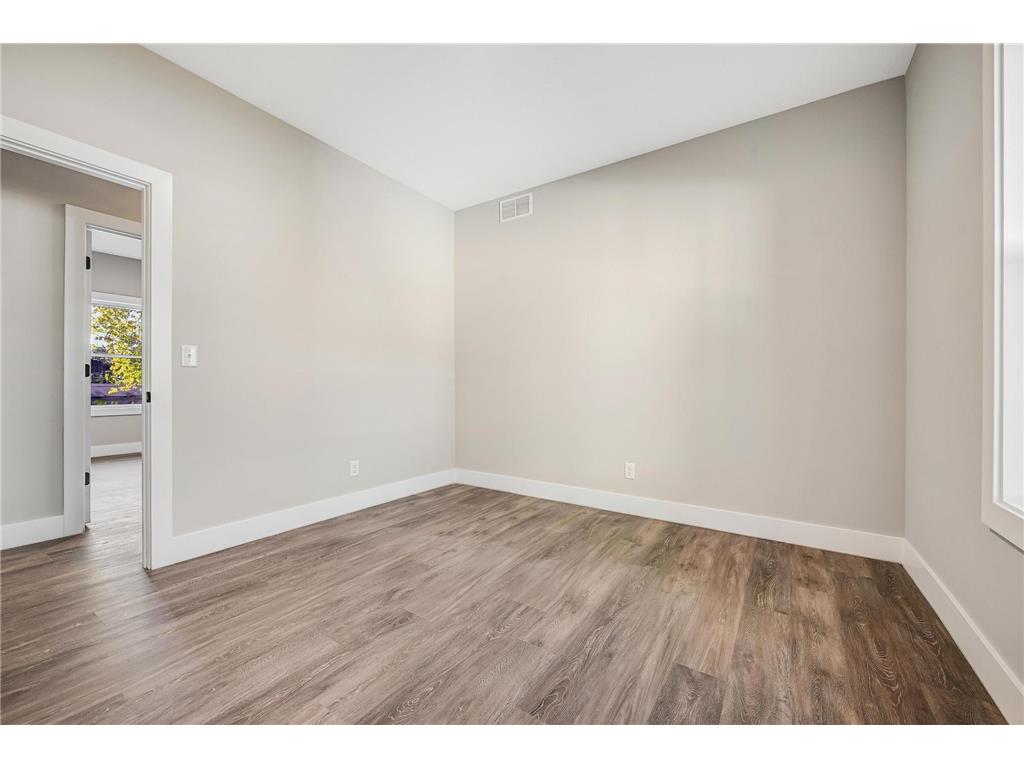 3115 Russell Avenue N Minneapolis MN 55411 7017265 image25