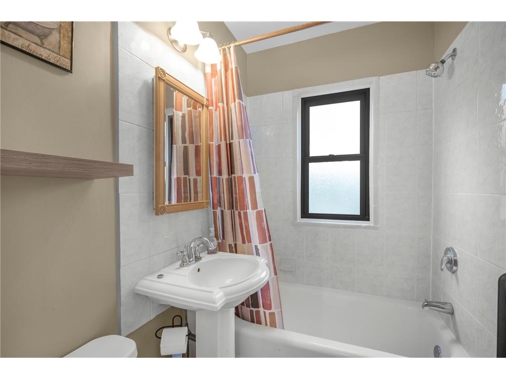 3116 12th Avenue S #A105 Minneapolis MN 55407 7004629 image9