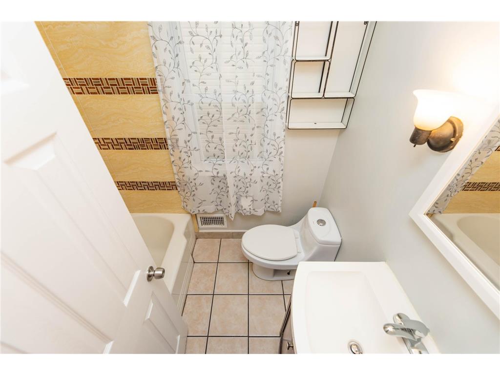 3117 17th Avenue S Minneapolis MN 55407 7068196 image22