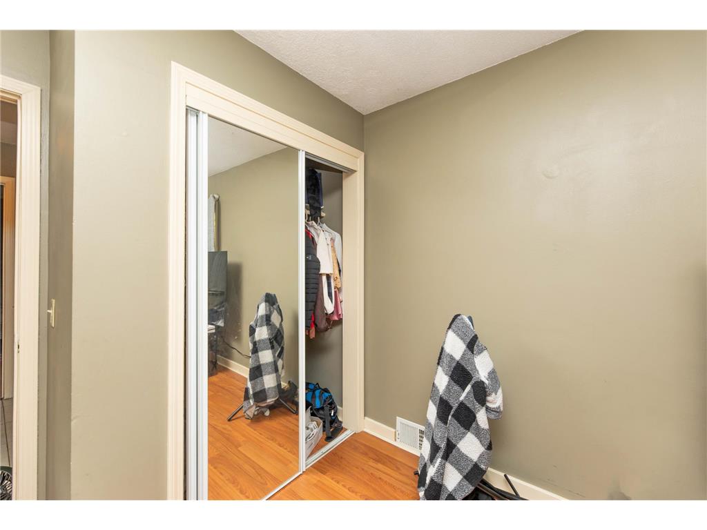 3117 17th Avenue S Minneapolis MN 55407 7068196 image39