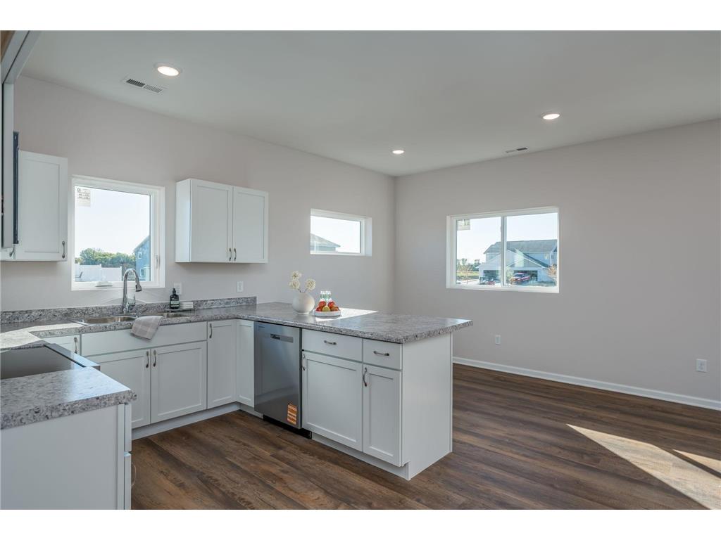 3117 & 3119 Noble Drive Mankato MN 56001 6804396 image5