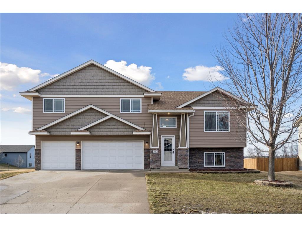 312 10th Street SE Freeport MN 56331 7025617 image1