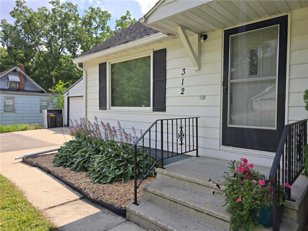 312 21st Street SW Rochester MN 55902 6768385 image1