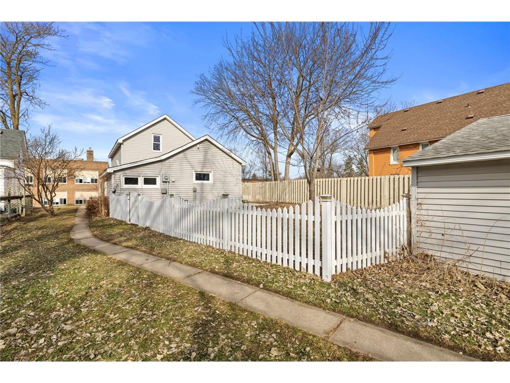 312 2nd Street N Delano MN 55328 7047111 image23