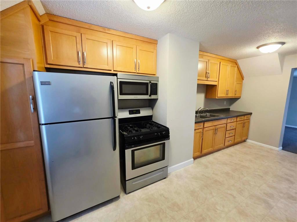 312 3rd Avenue NE Saint Cloud MN 56304 6826001 image18