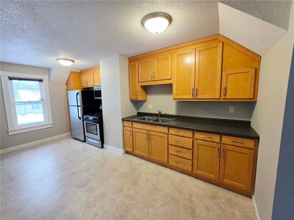 312 3rd Avenue NE Saint Cloud MN 56304 6826001 image27