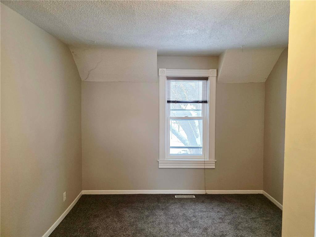 312 3rd Avenue NE Saint Cloud MN 56304 6826001 image28