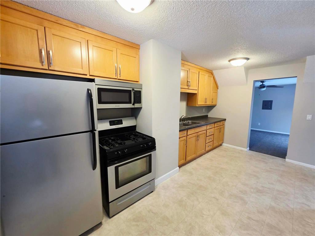 312 3rd Avenue NE Saint Cloud MN 56304 6826001 image3