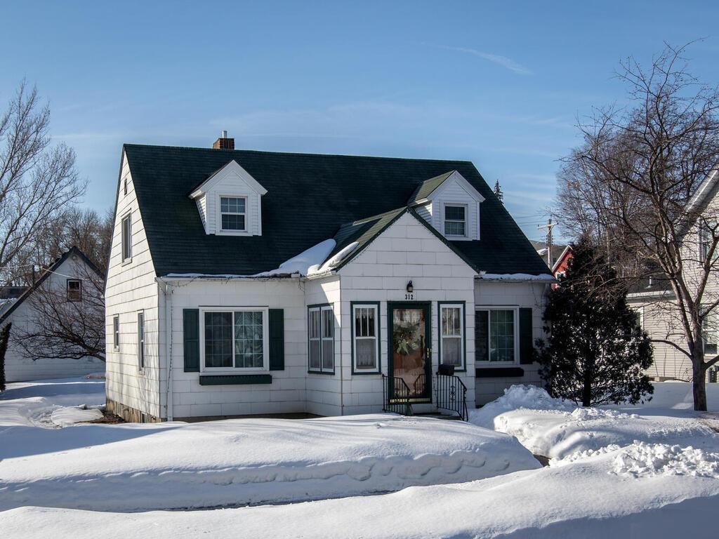 312 4th Avenue E, Shakopee, MN 55379 MLS 6342530 Edina Realty