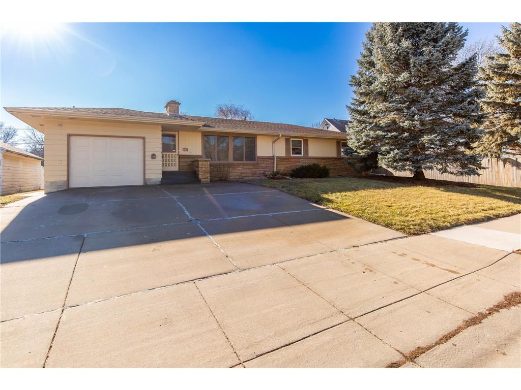 312 6th Street W Jordan MN 55352 6484089 image1