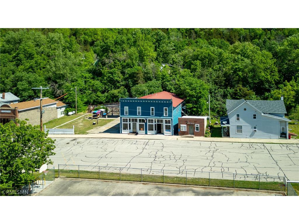 312 Center Street E Hammond MN 55991 7087921 image1