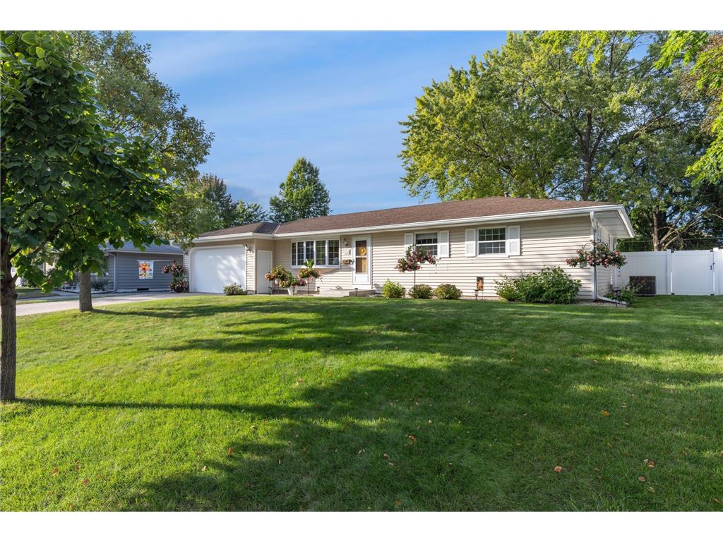 312 E 100th Street Bloomington MN 55420 6795244 image1