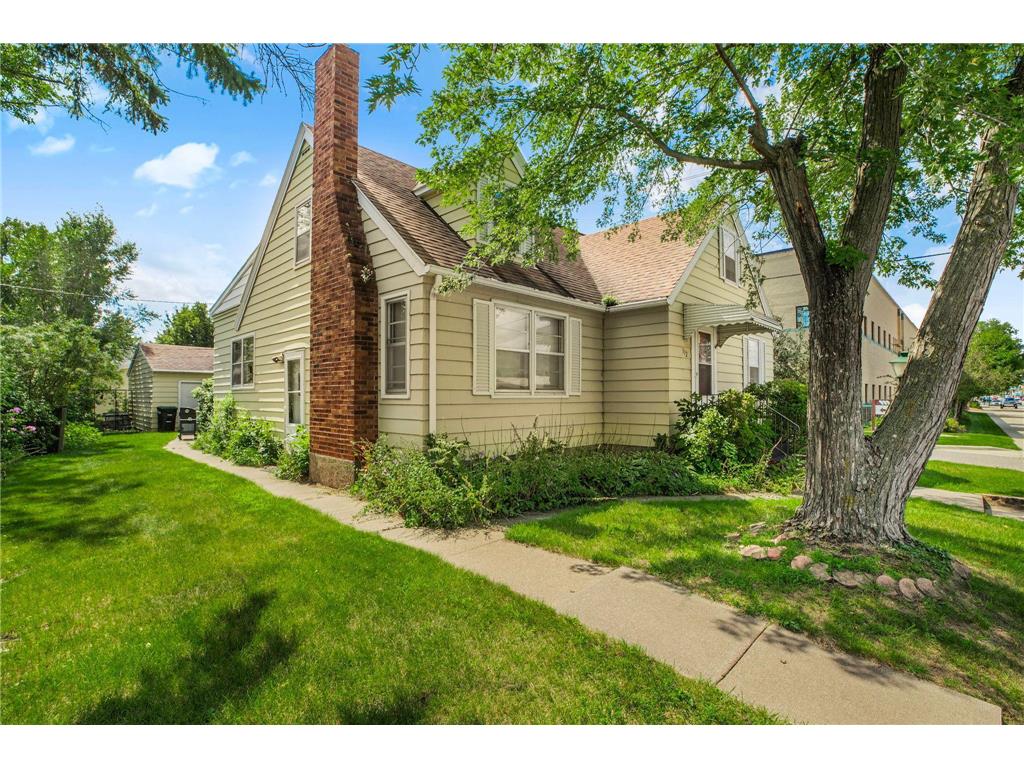 312 E Broadway Little Falls MN 56345 6774681 image2