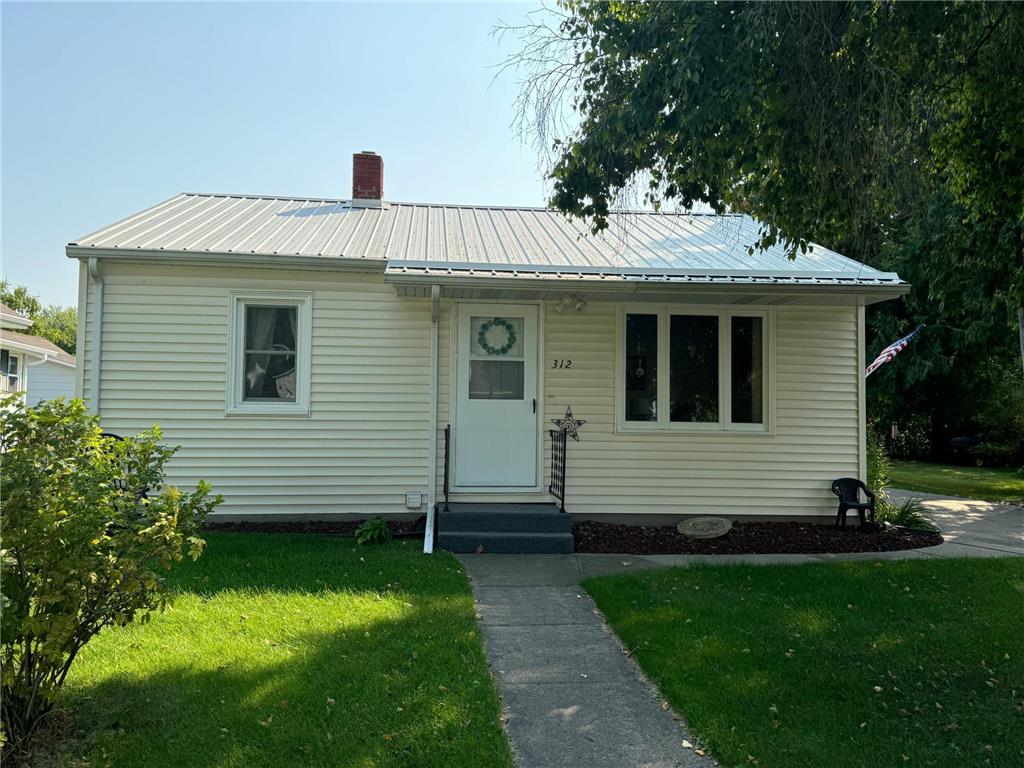 312 Granum Avenue N Fosston MN 56542 6597213 image1