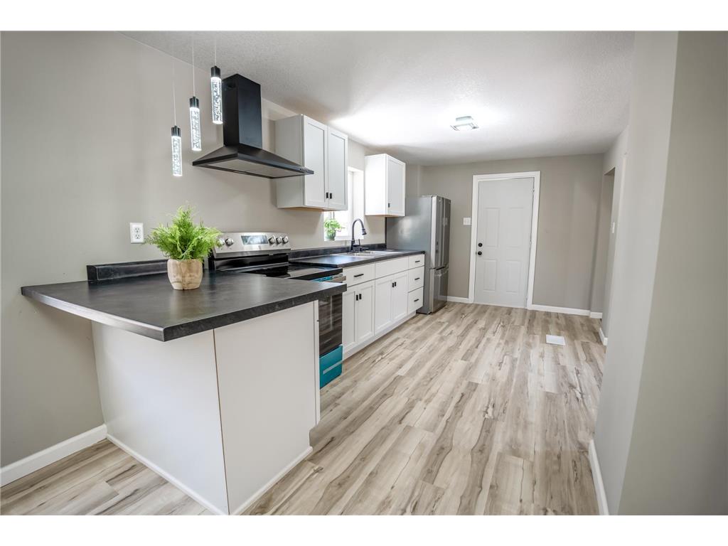 312 Grove Avenue Montevideo MN 56265 7054808 image13