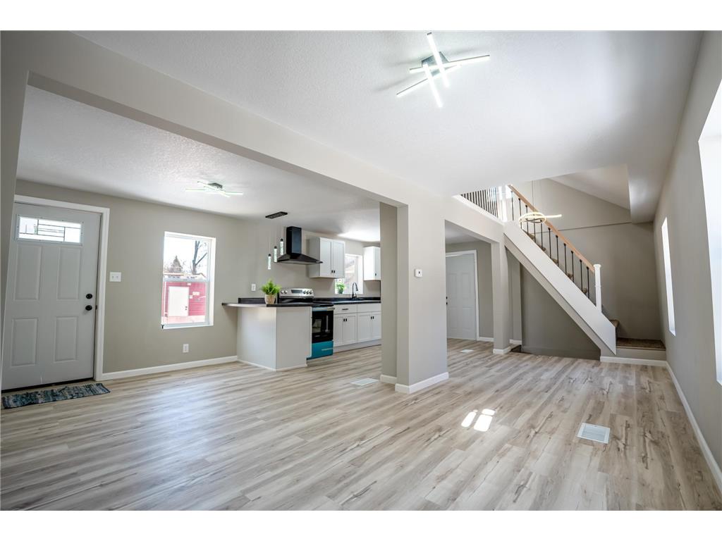 312 Grove Avenue Montevideo MN 56265 7054808 image16