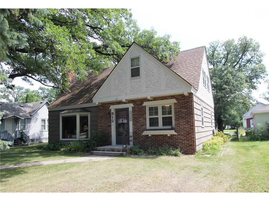 312 Kendall Avenue N Thief River Falls MN 56701 7112209 image2
