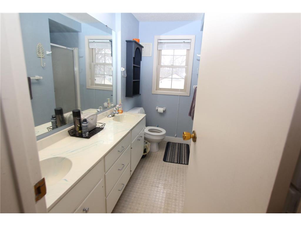 312 Kendall Avenue N Thief River Falls MN 56701 7112209 image30