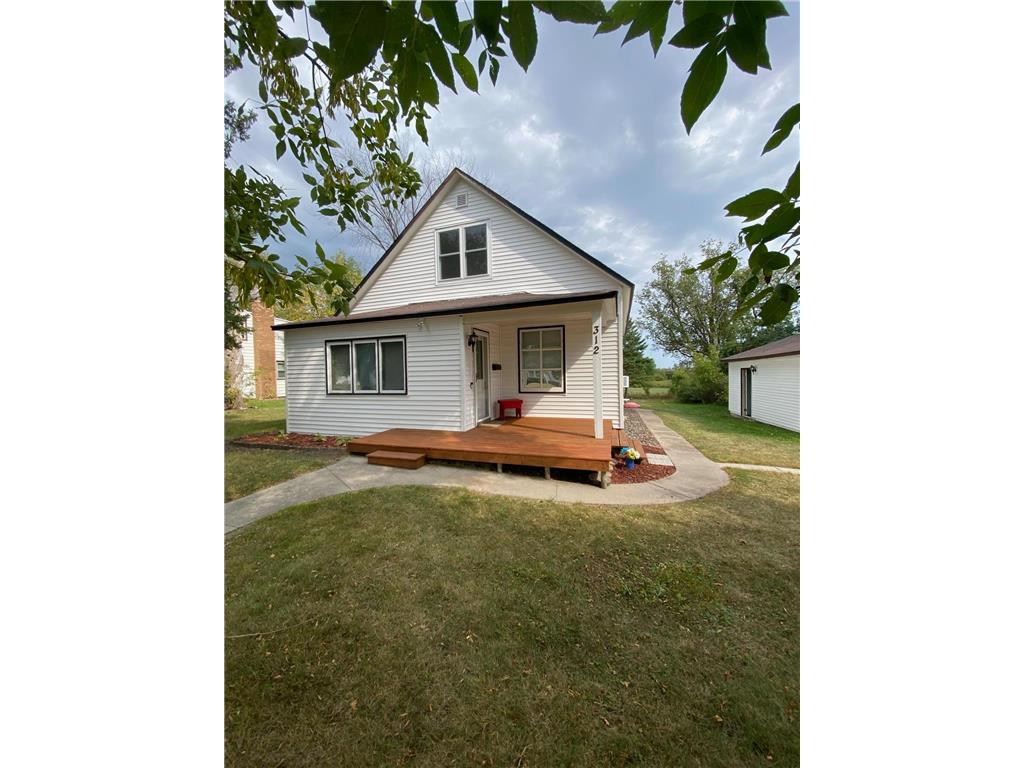 312 N Brandt Avenue Fosston MN 56542 6613927 image1