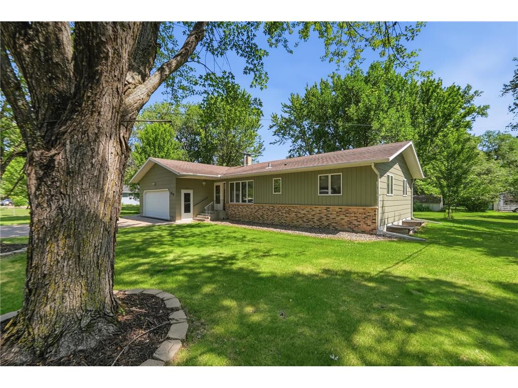 312 S Driftwood Street Royalton MN 56373 7107995 image1