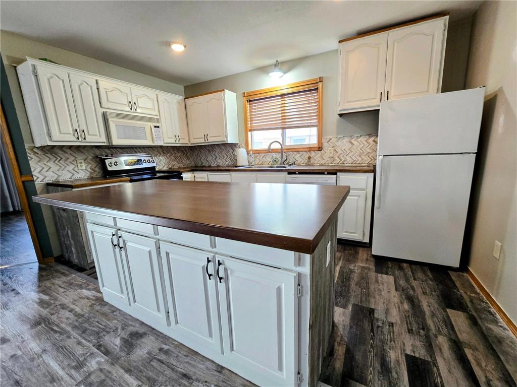 312 S Tyler Street Tyler MN 56178 7038518 image10