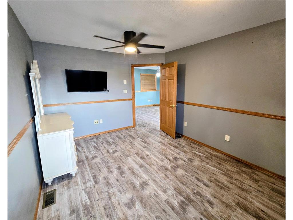 312 S Tyler Street Tyler MN 56178 7038518 image14