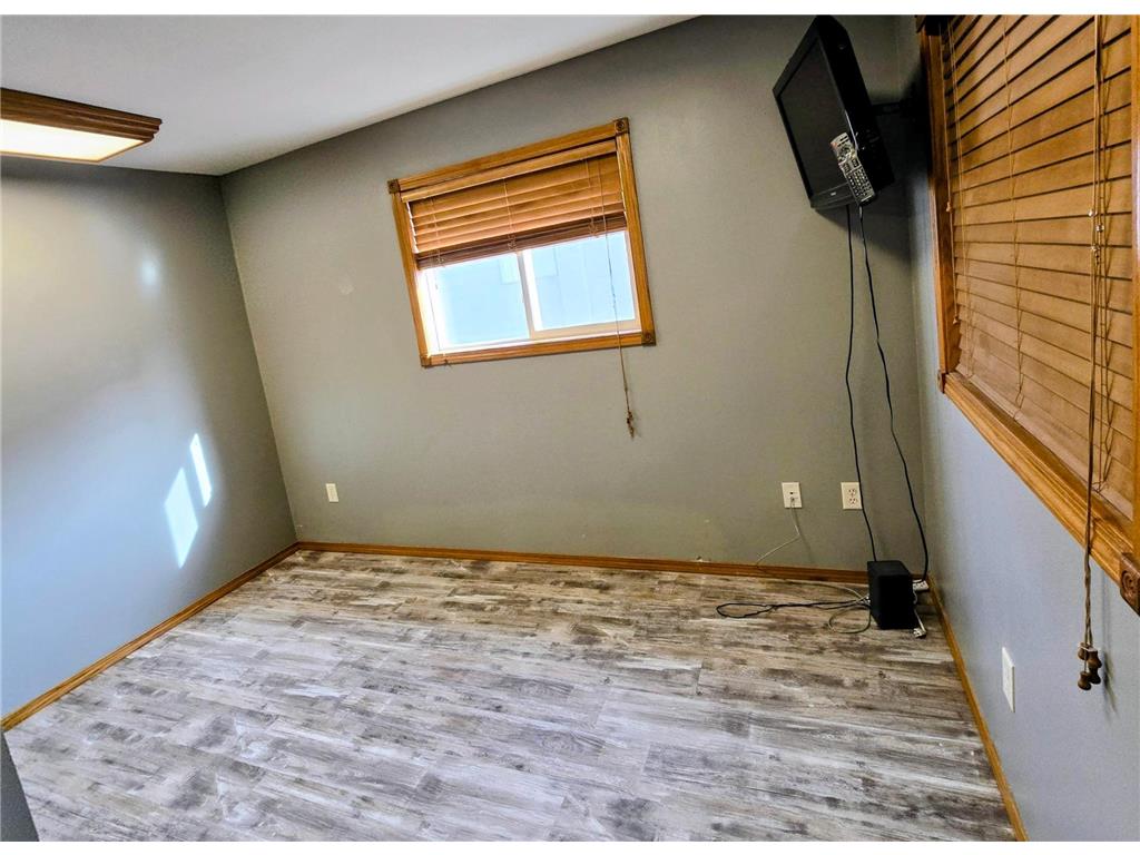 312 S Tyler Street Tyler MN 56178 7038518 image20