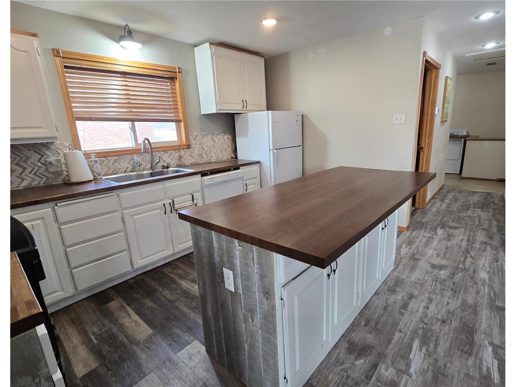 312 S Tyler Street Tyler MN 56178 7038518 image8