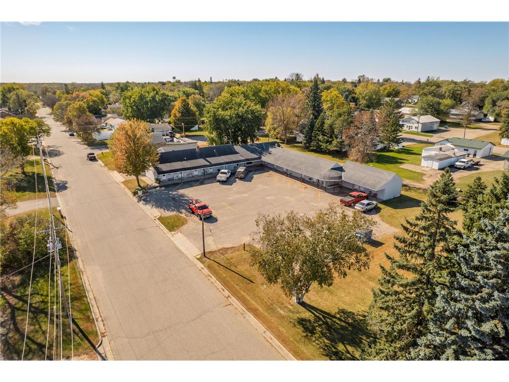 312 Spruce Street Alexandria MN 56308 7017065 image2